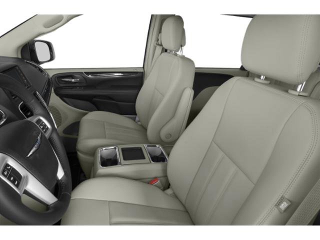 Used 2015 Chrysler Town & Country Touring FWD image 12