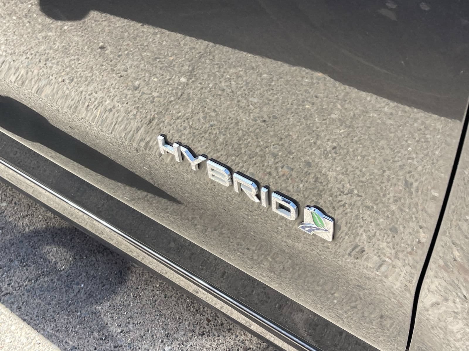 Used 2018 Ford Fusion SE FWD image 5