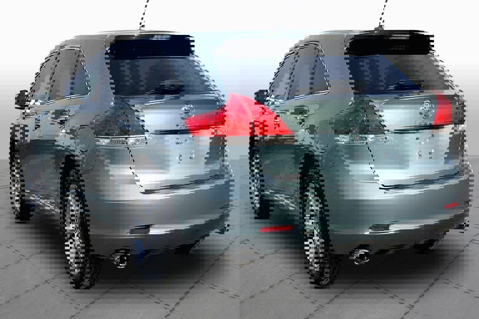 Used 2010 Toyota Venza image 10