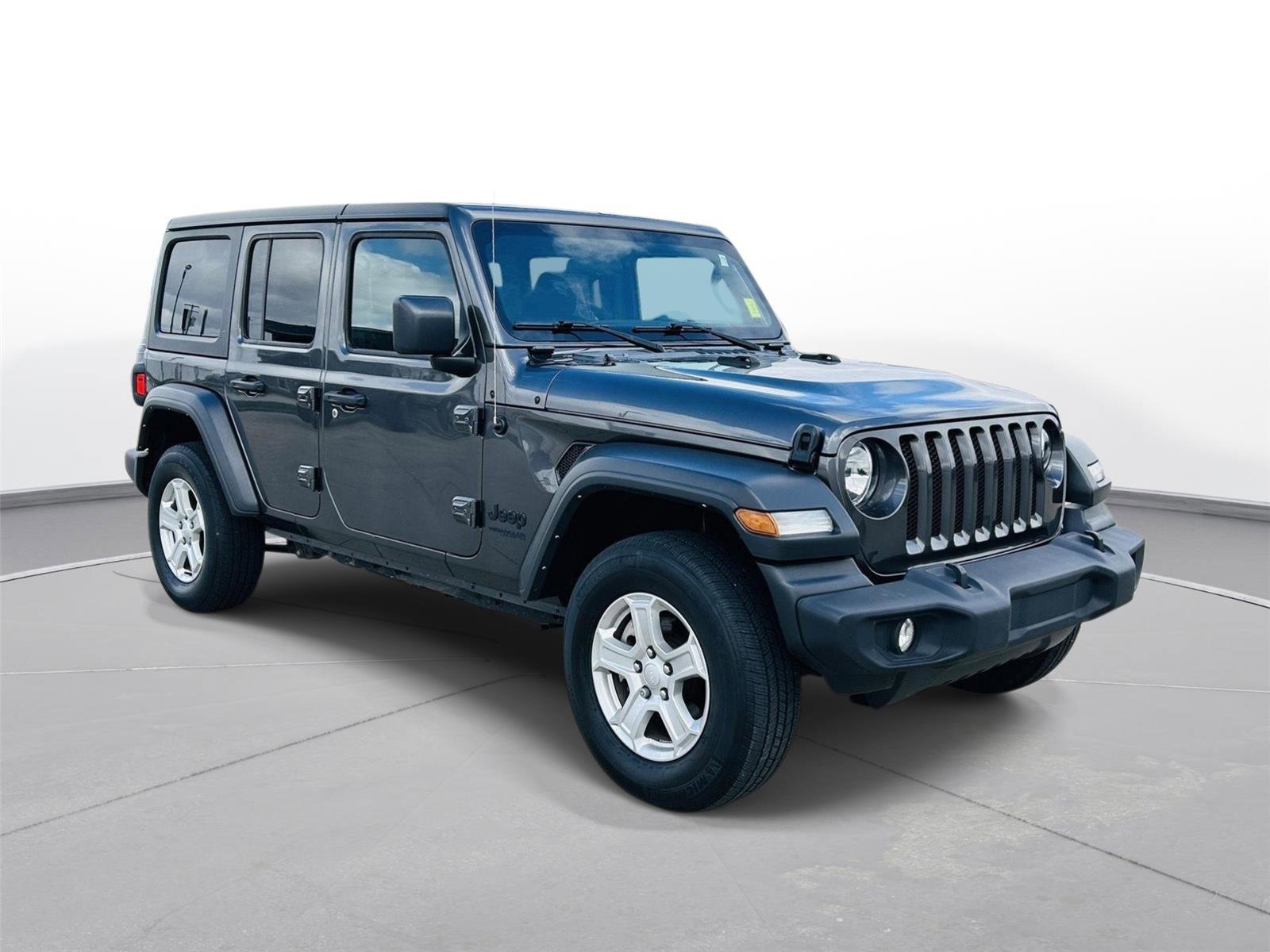 Used 2022 Jeep Wrangler Unlimited Sport image 2