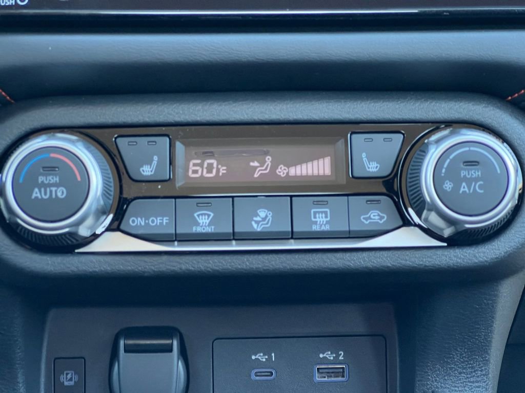 New 2025 Nissan Versa SR image 4