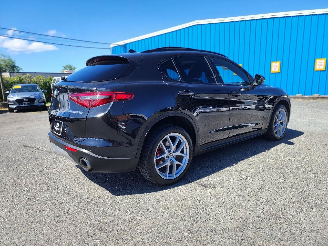 Used 2018 Alfa Romeo Stelvio Ti Sport AWD/4WD image 5