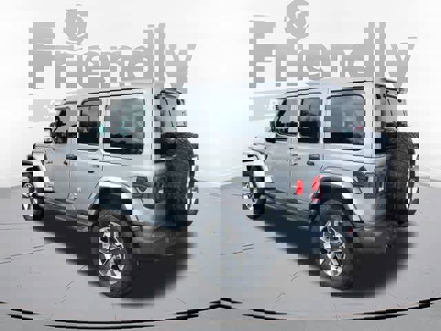 Used 2020 Jeep Wrangler Unlimited Sahara image 3