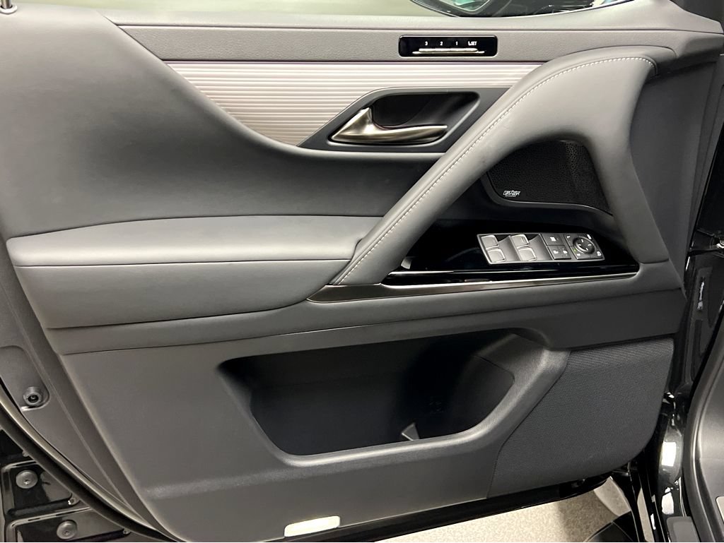 New 2026 Lexus LX 600 F Sport AWD/4WD image 38