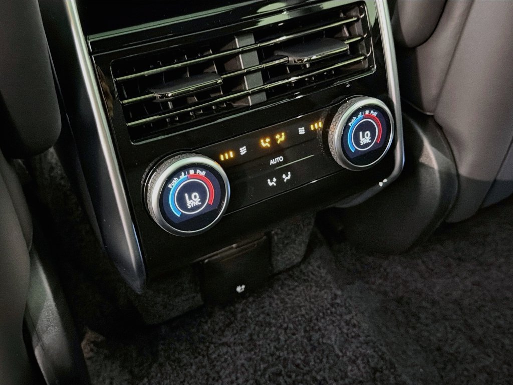 New 2027 Land Rover Range Rover SE AWD/4WD image 27