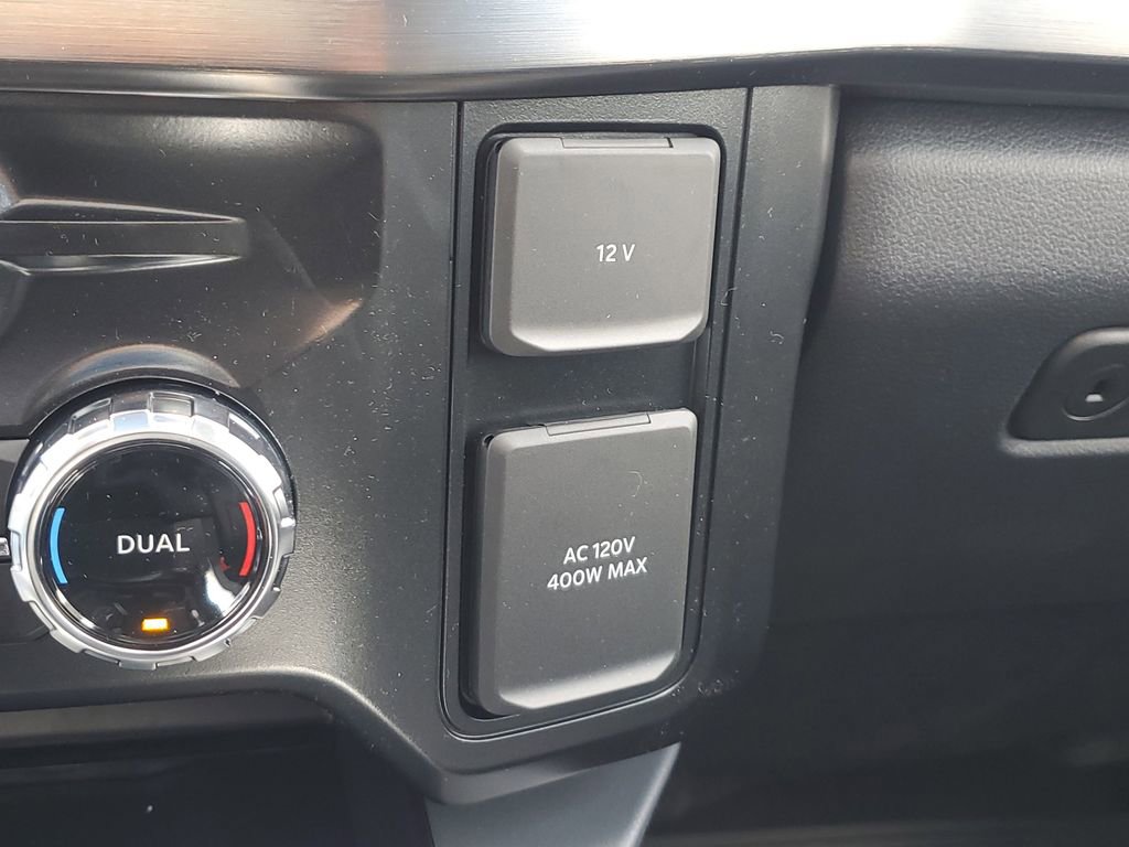 New 2025 Ford F350 Lariat w/ Lariat Ultimate Package image 31