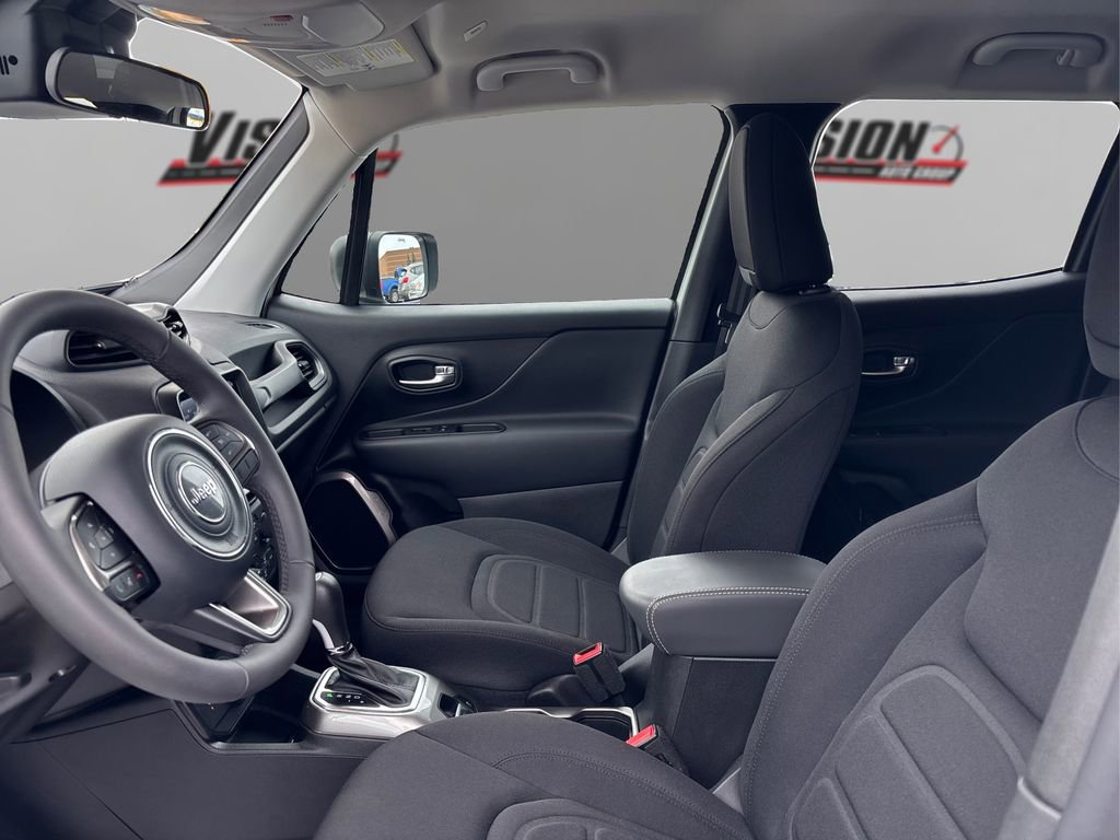 Used 2022 Jeep Renegade Latitude image 9