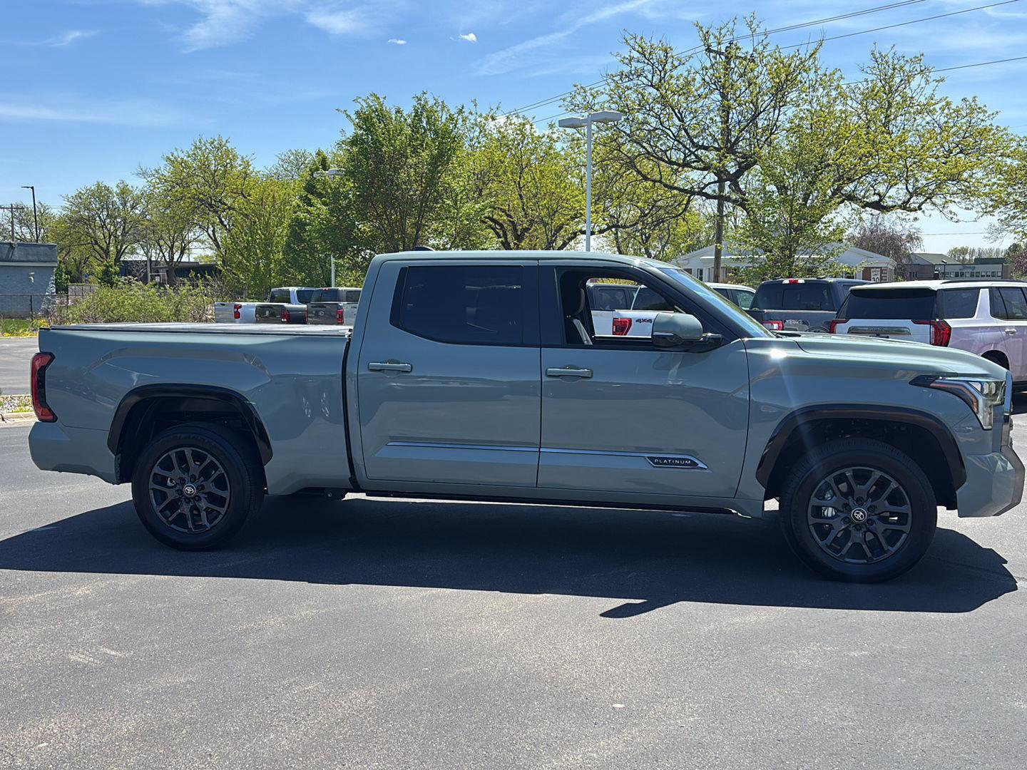 Used 2025 Toyota Tundra Platinum AWD/4WD image 10