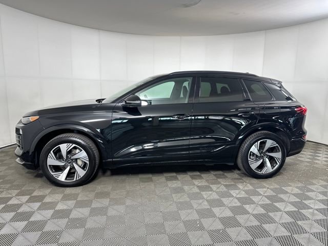 Used 2025 Audi Q6 e-tron Premium Plus image 6
