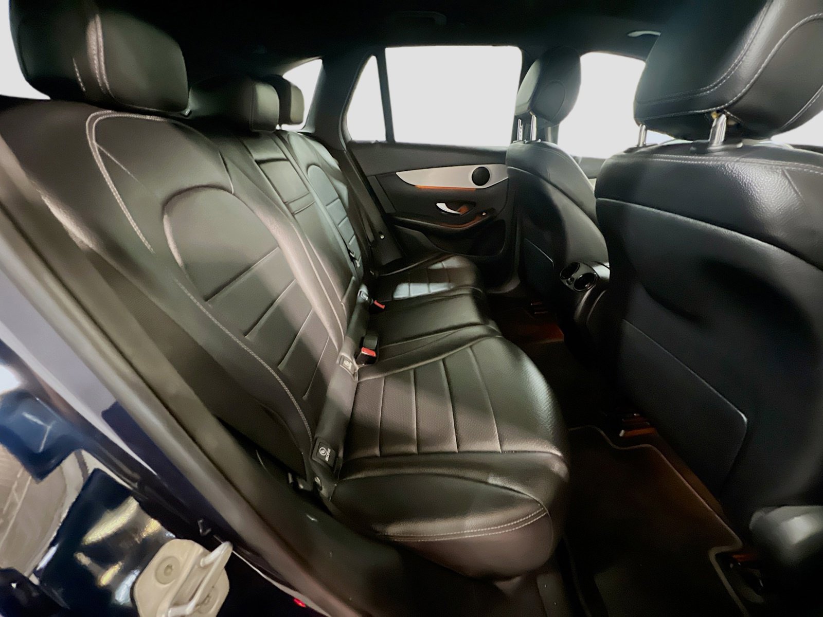 Used 2017 Mercedes-Benz GLC 300 4MATIC image 21