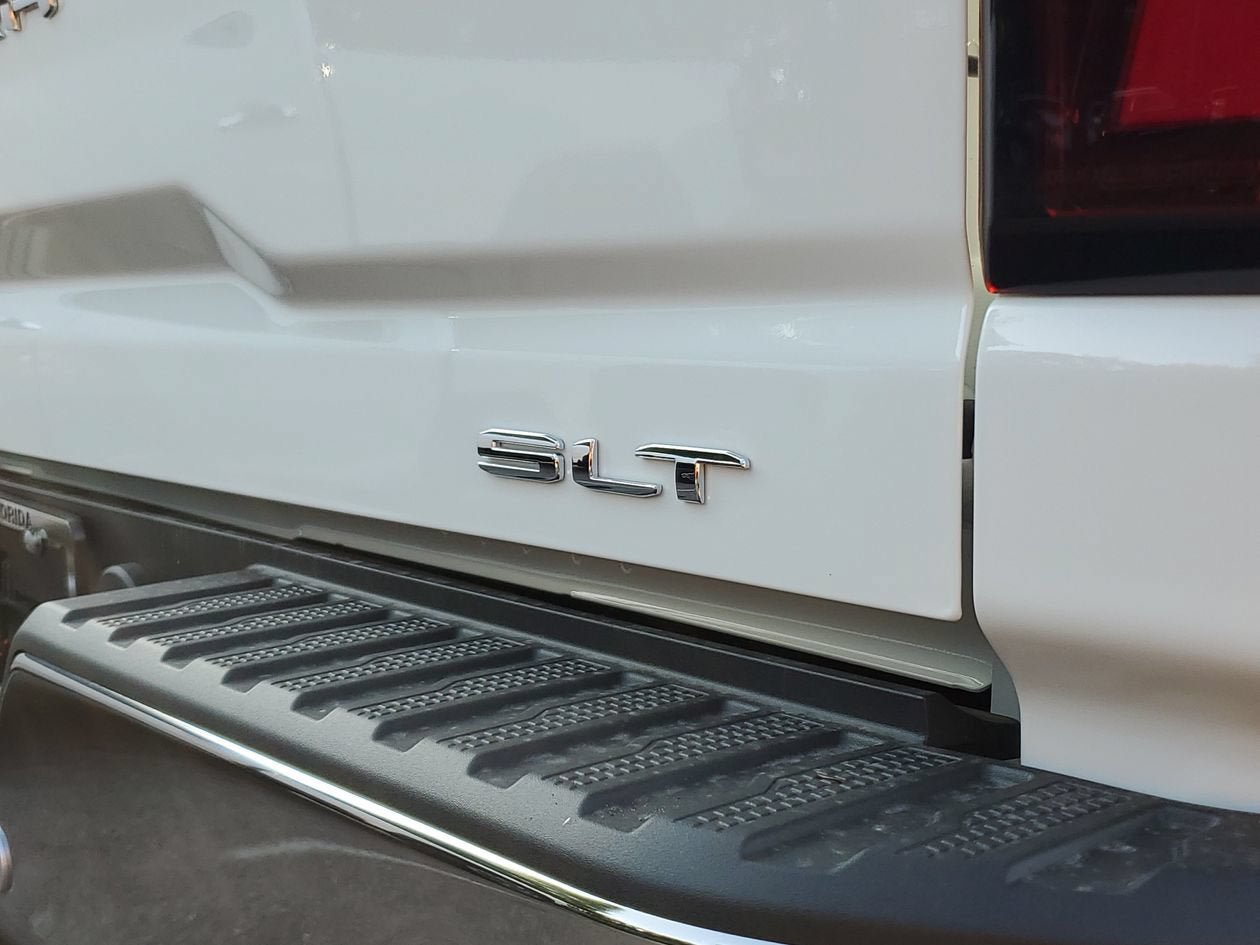 New 2026 GMC Sierra 2500 SLT w/ SLT Convenience Package AWD/4WD image 8