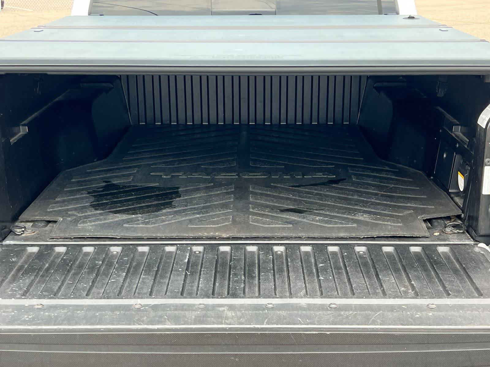Used 2019 Toyota Tacoma Limited AWD/4WD image 34
