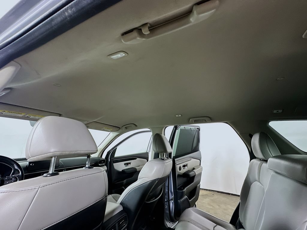 Used 2024 Honda Pilot EX-L image 12