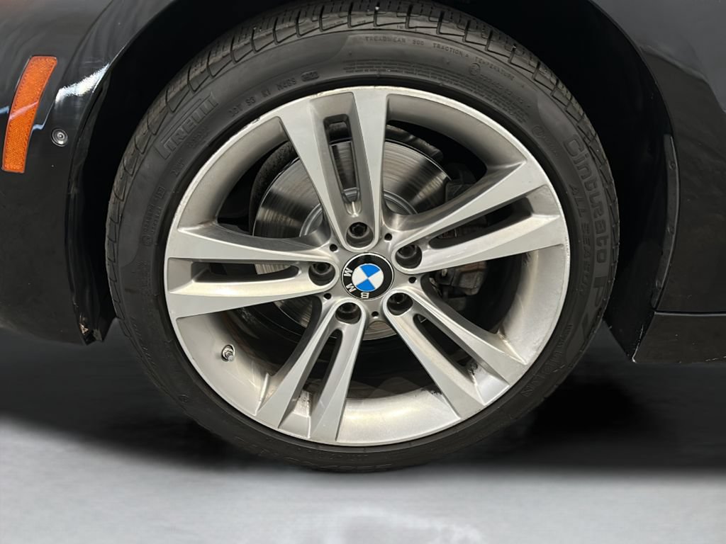 Used 2017 BMW 330i xDrive Wagon AWD/4WD image 9