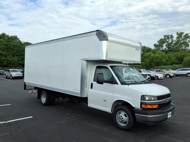 New 2026 Chevrolet Express 3500 w/ Power Convenience Package