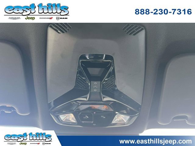 Used 2025 BMW X1 xDrive28i AWD/4WD image 39