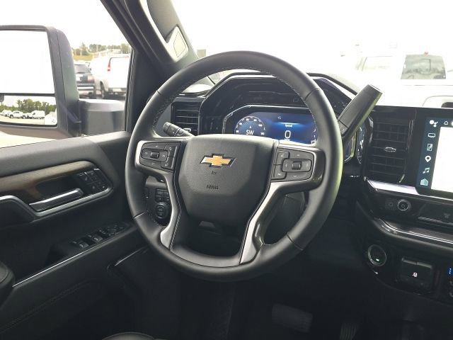 Used 2025 Chevrolet Silverado 3500 High Country w/ High Country Premium Package AWD/4WD image 40