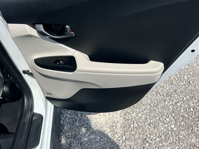 Used 2019 Hyundai Veloster Turbo Ultimate image 35