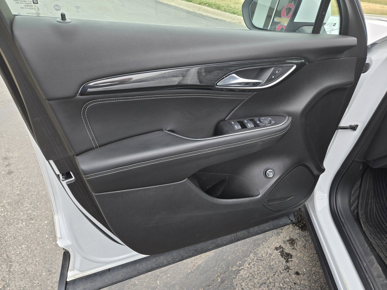 Used 2023 Buick Envision Preferred AWD/4WD image 15