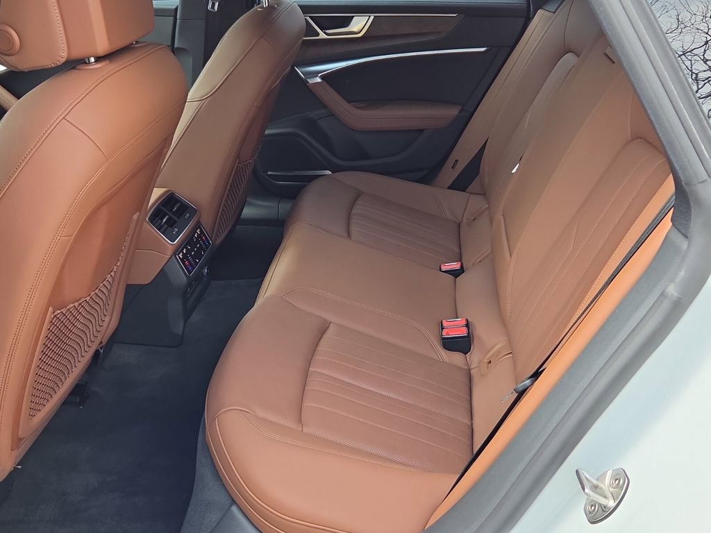 Used 2022 Audi A7 3.0T Premium Plus image 13