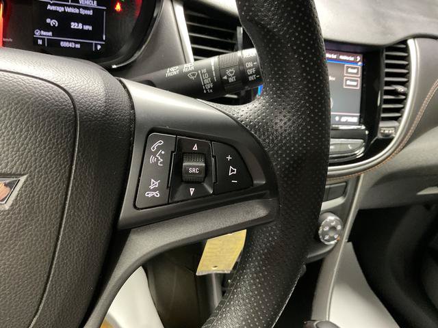 Used 2021 Chevrolet Trax LS FWD image 19