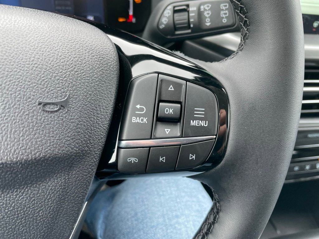 New 2026 Ford Escape SE image 25