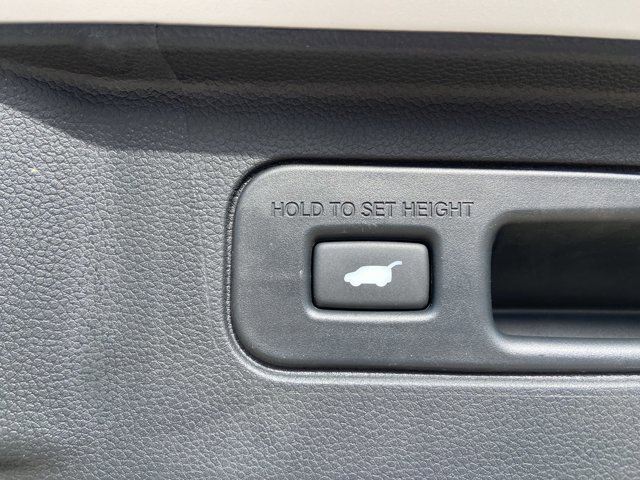 Used 2023 Honda Pilot EX-L image 55