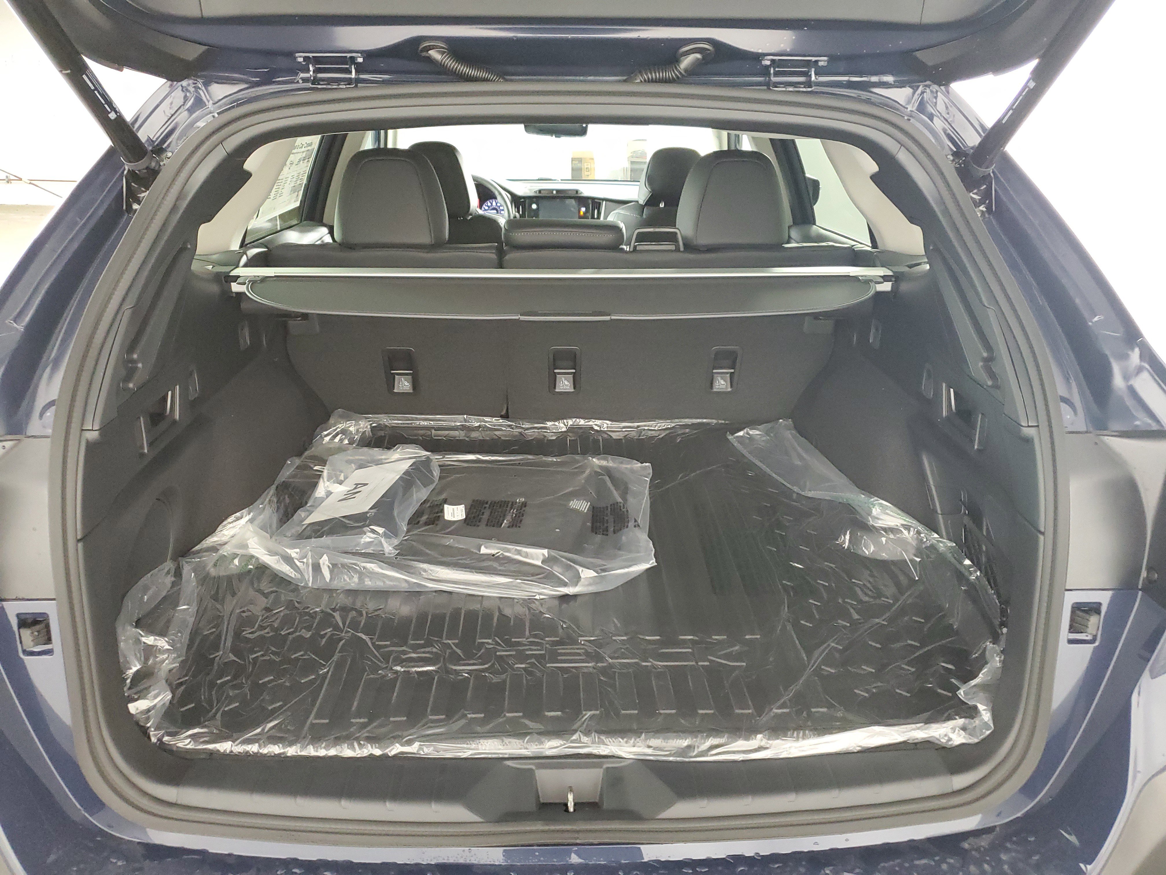 New 2025 Subaru Outback Touring XT image 34