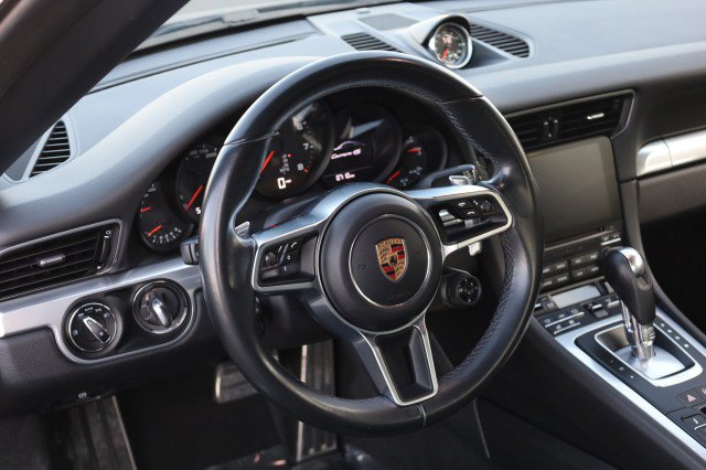 Used 2017 Porsche 911 Carrera 4S AWD/4WD image 23
