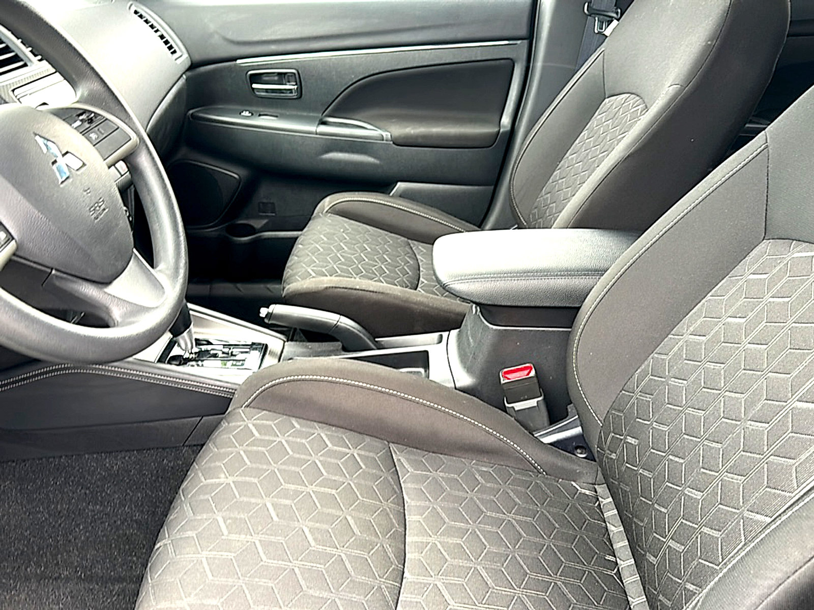 Used 2024 Mitsubishi Outlander Sport ES AWD/4WD image 13