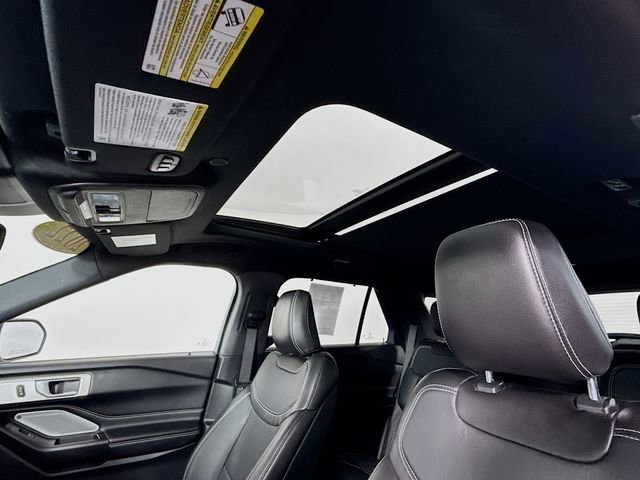 Used 2020 Ford Explorer ST w/ ST Street Pack image 22
