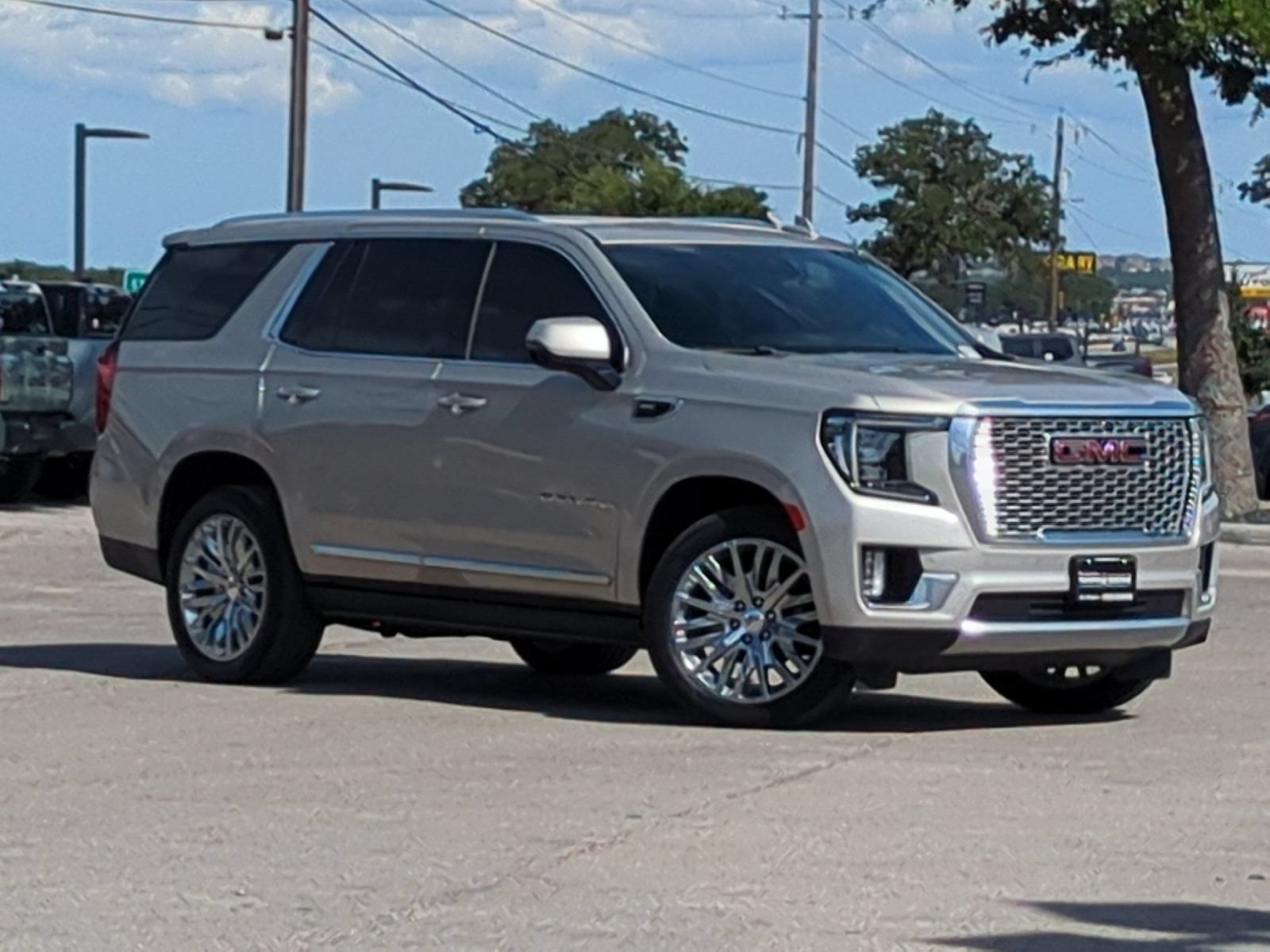 Used 2023 GMC Yukon Denali AWD/4WD video 1
