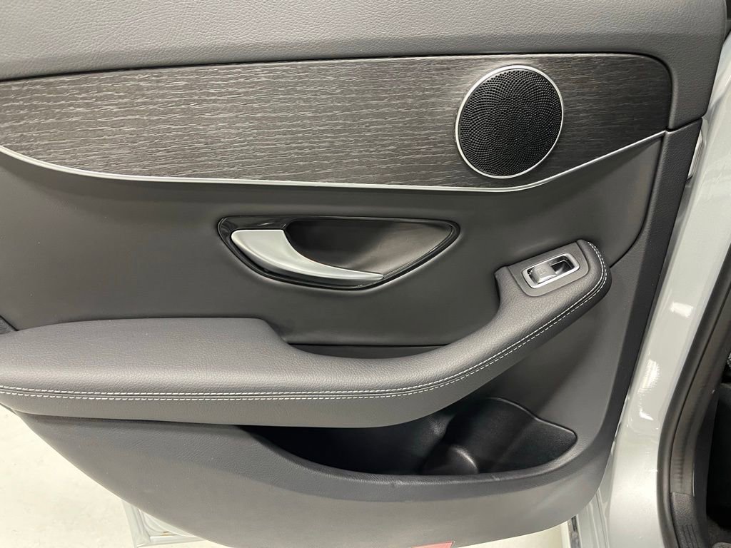 Certified 2021 Mercedes-Benz C 300 4MATIC Sedan image 24