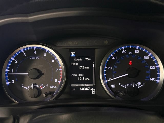 Used 2018 Toyota Highlander Plus FWD image 18
