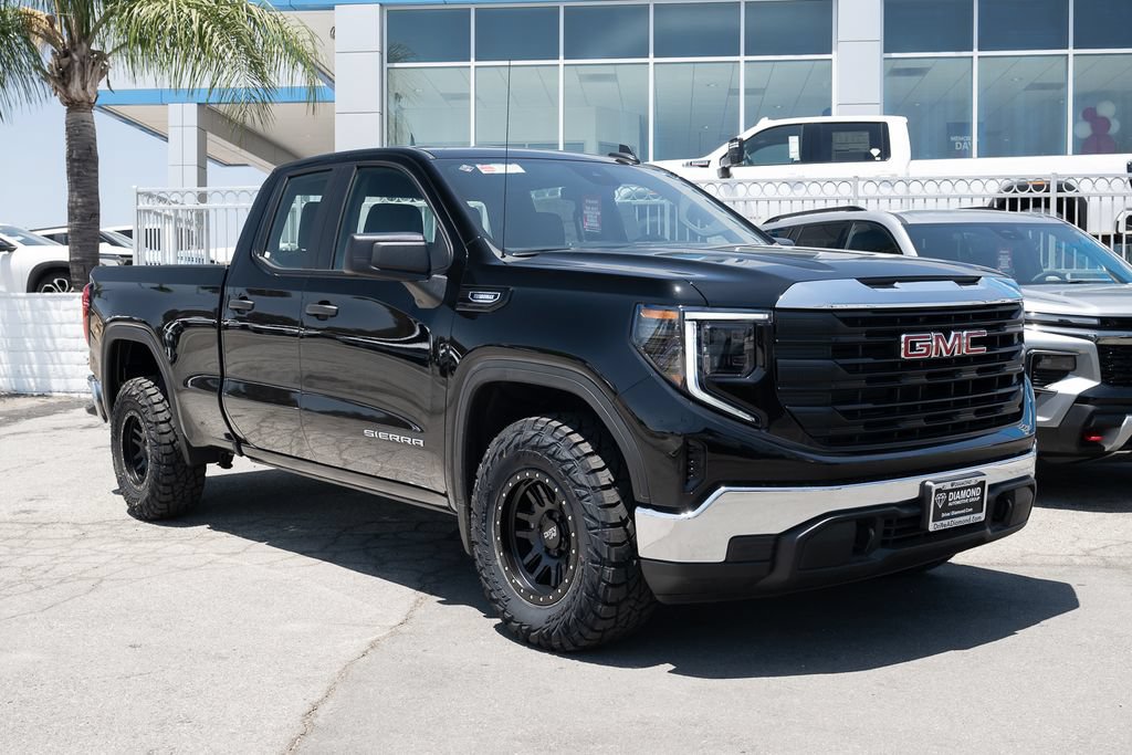 New 2026 GMC Sierra 1500 Pro RWD image 2
