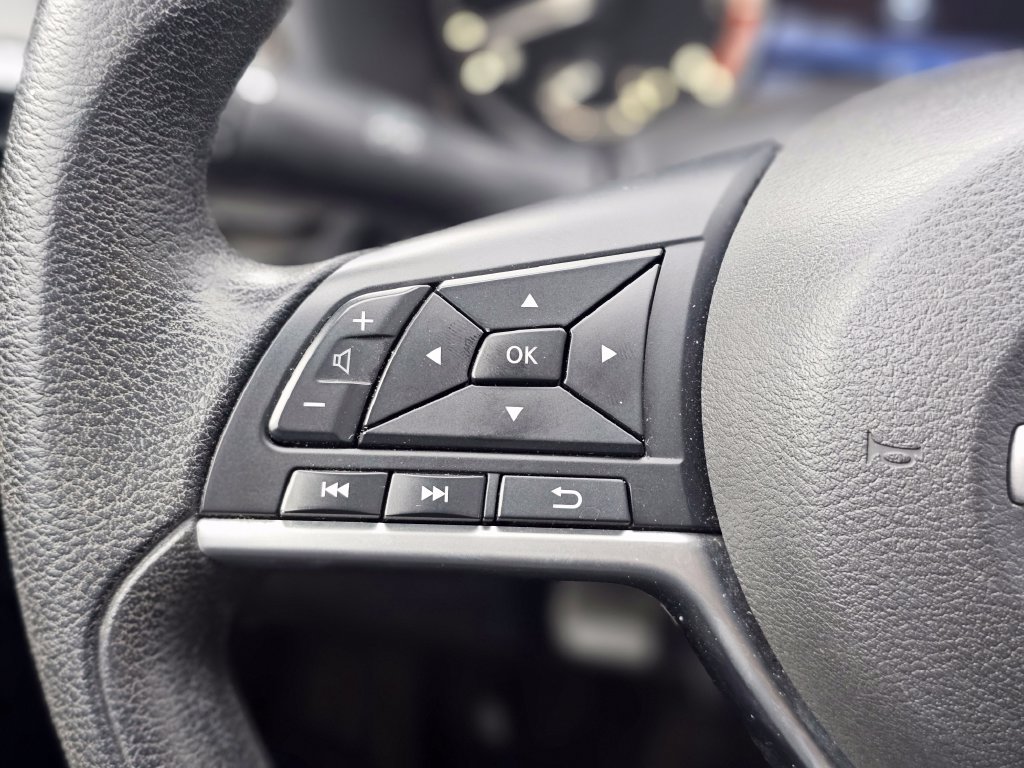 Used 2023 Nissan Altima 2.5 SV AWD/4WD image 27