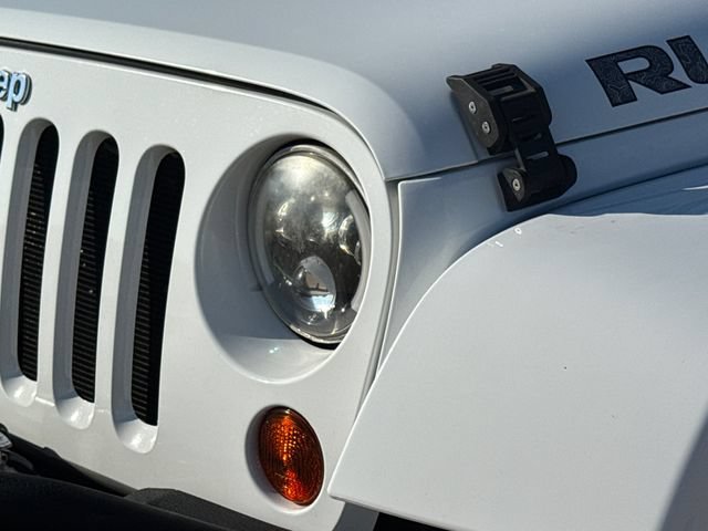 Used 2012 Jeep Wrangler Unlimited Rubicon w/ Dual Top Group AWD/4WD image 4