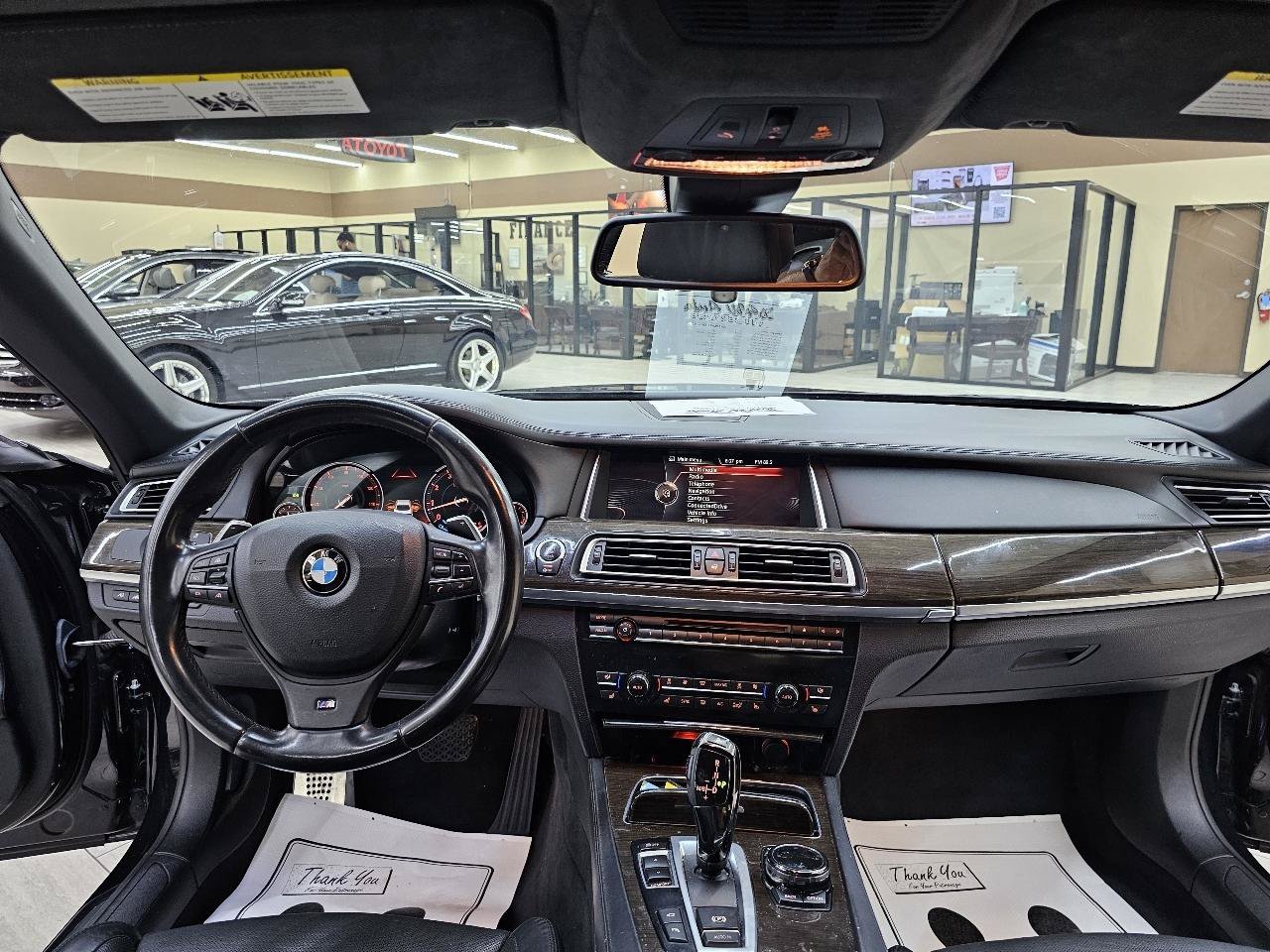 Used 2015 BMW 750i w/ M Sport Edition RWD image 29