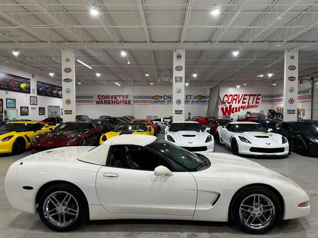 Used 2002 Chevrolet Corvette Convertible w/ Preferred Equipment Group2 RWD image 3