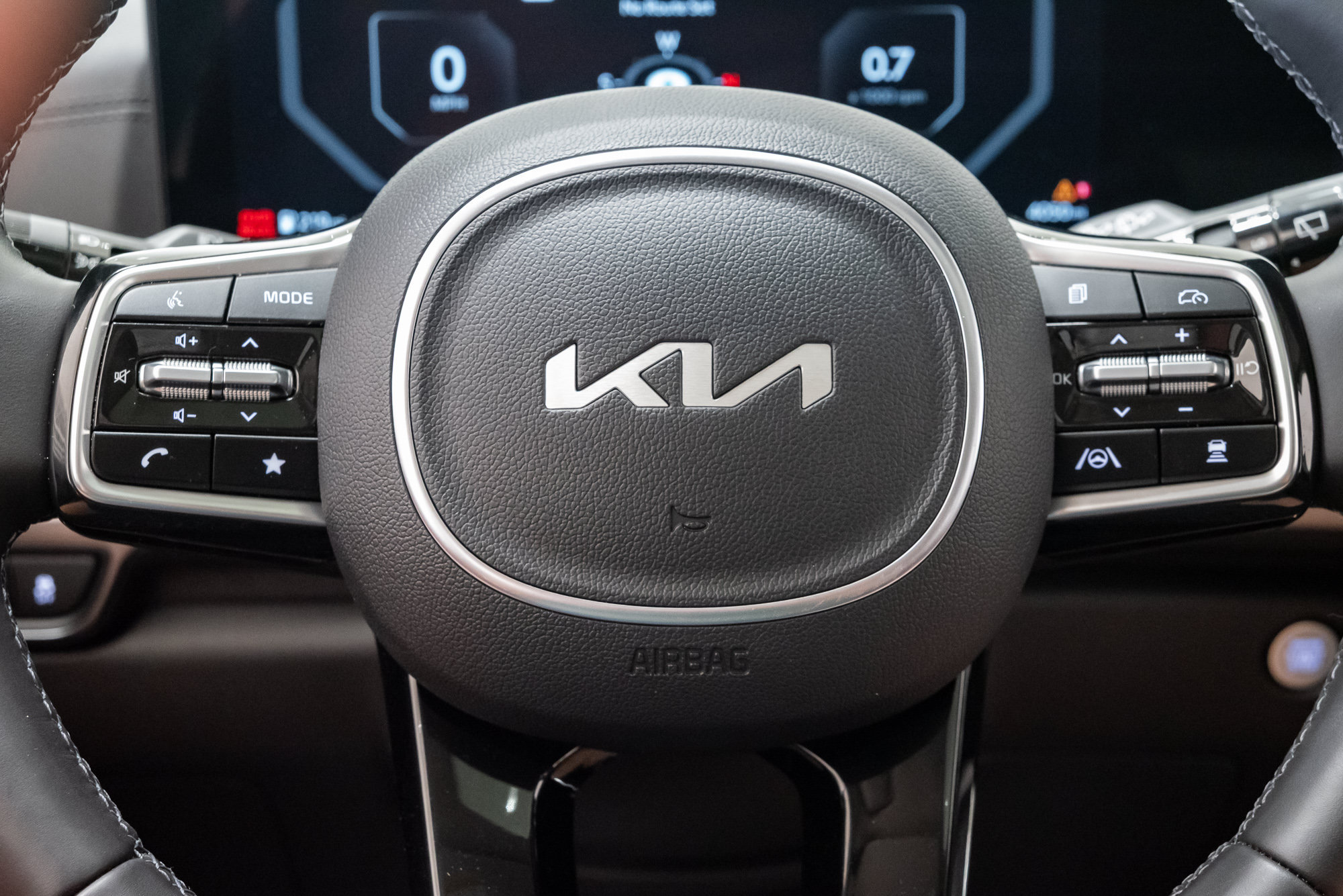 Used 2026 Kia Carnival SX Prestige FWD image 16