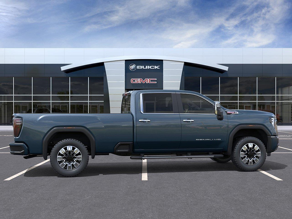 New 2026 GMC Sierra 2500 Denali AWD/4WD image 5