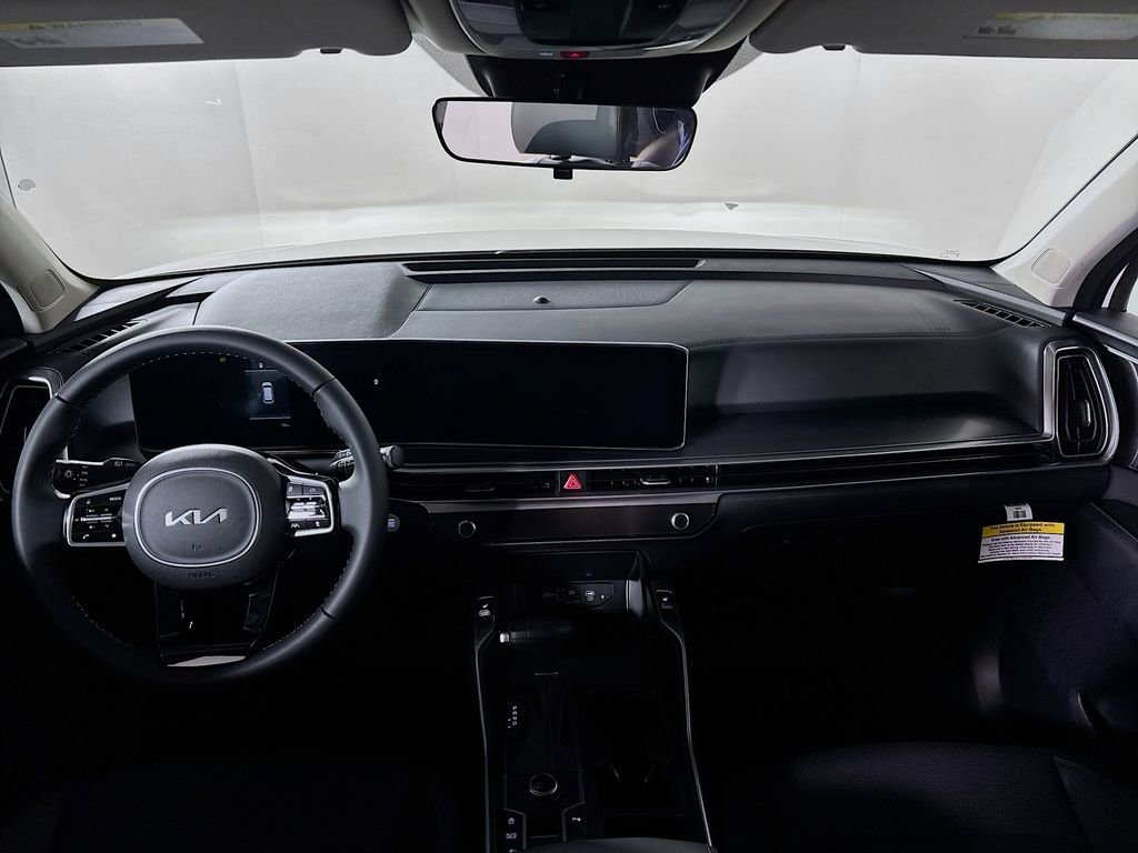 New 2025 Kia Sorento S image 13