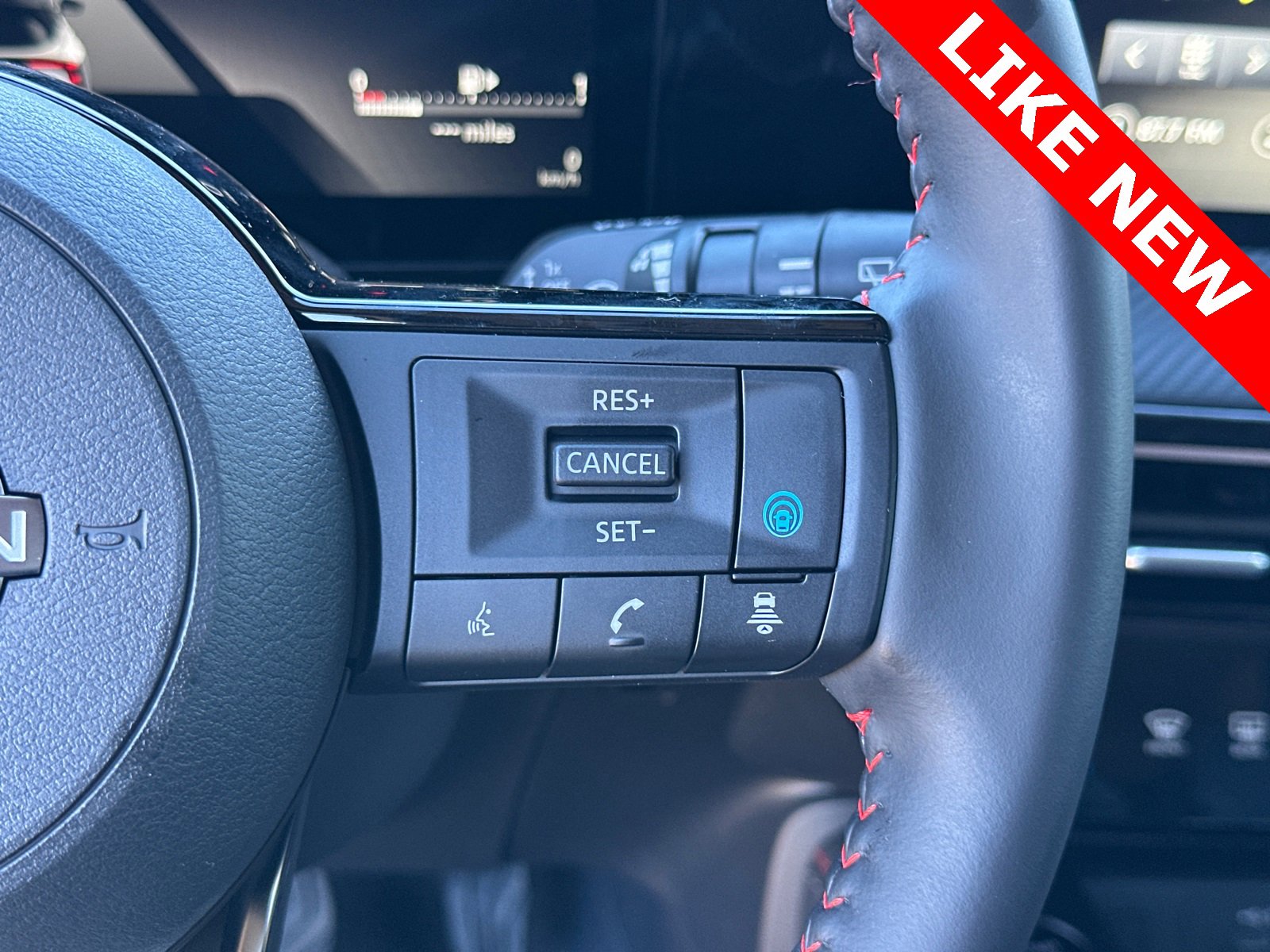 Certified 2025 Nissan Kicks SR image 26