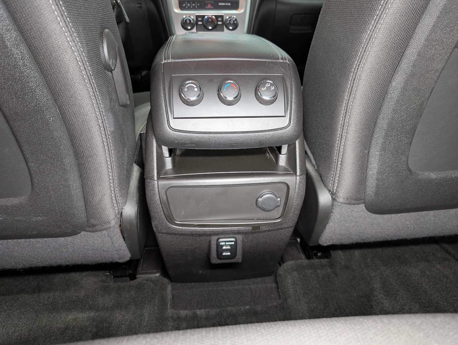 Used 2015 GMC Acadia SLE AWD/4WD image 20