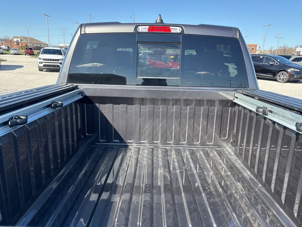 New 2026 RAM 1500 4x4 Crew Cab image 11