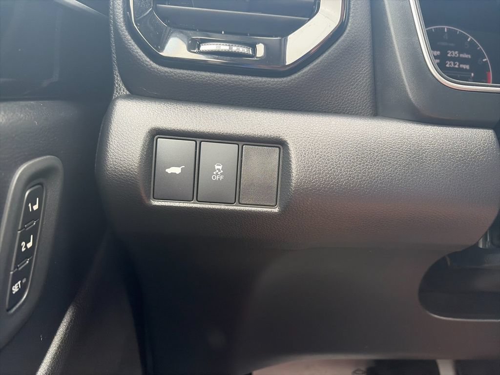 Used 2023 Honda Pilot Touring image 33