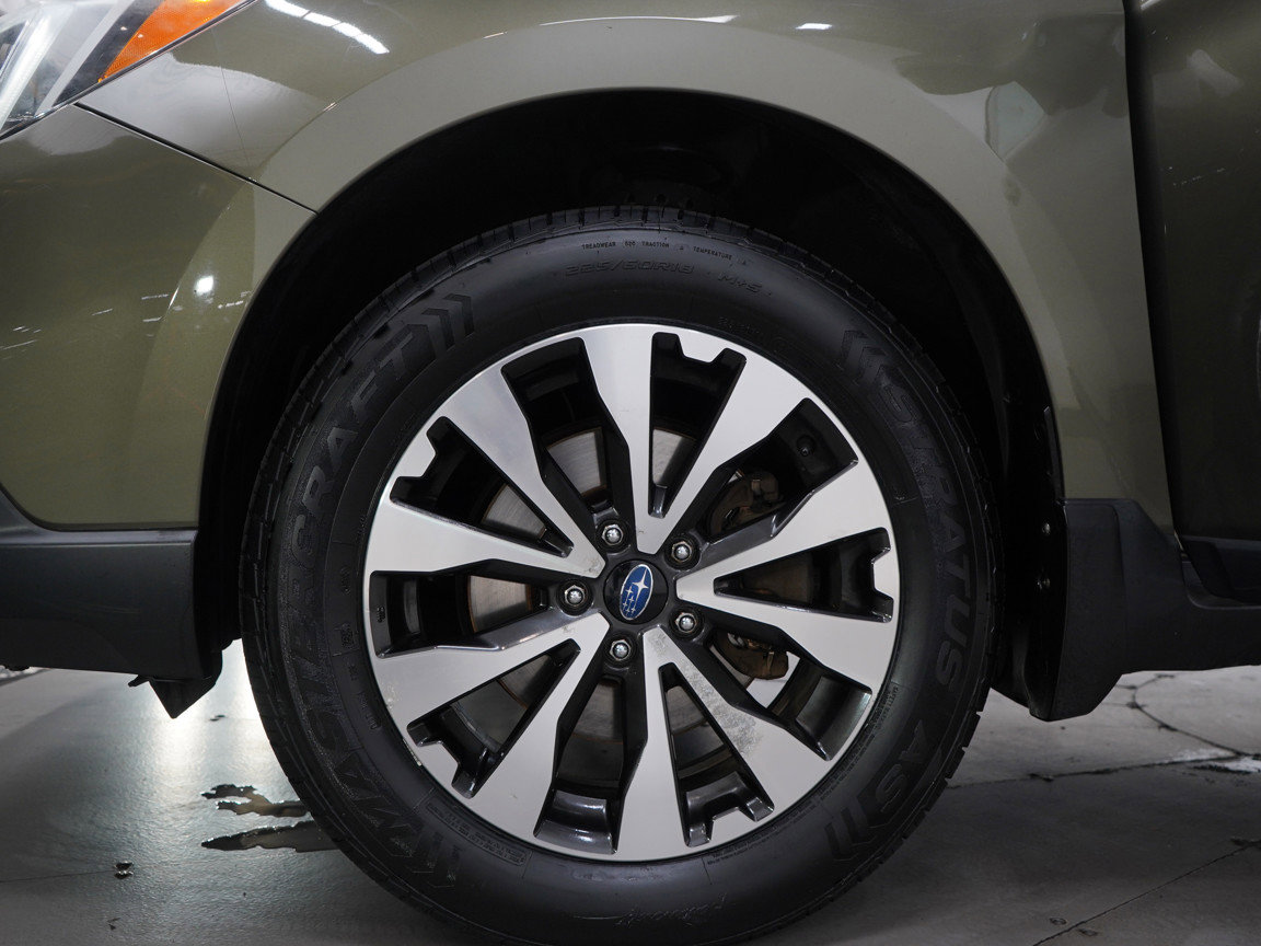 Used 2015 Subaru Outback 2.5i Limited image 32