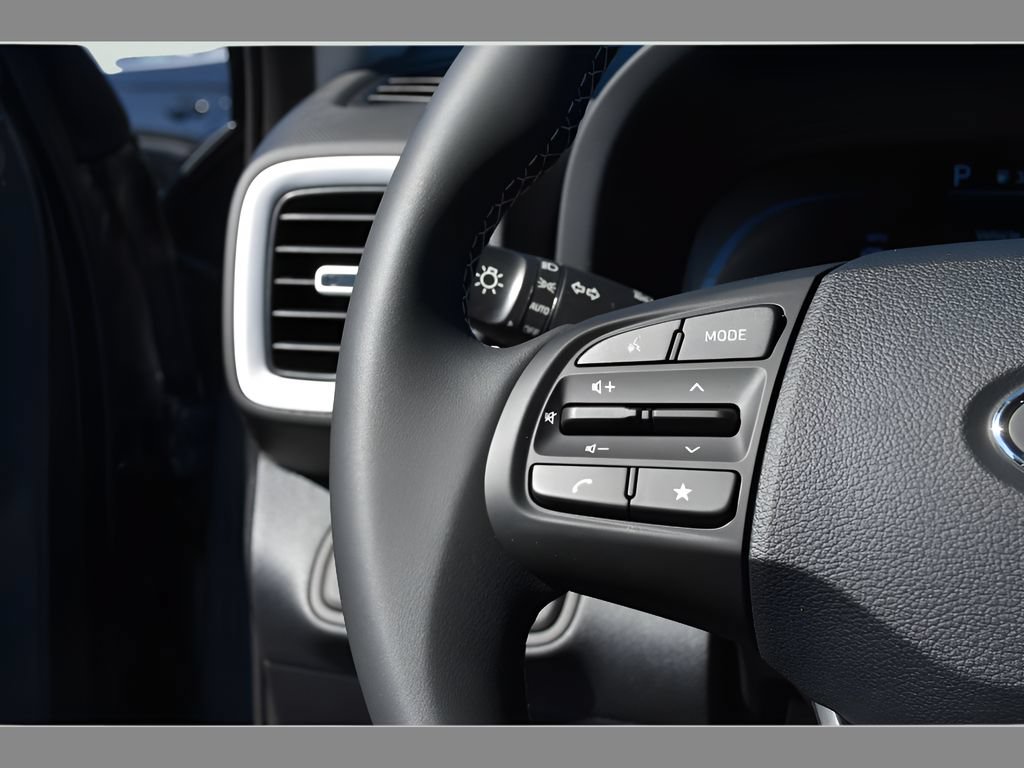 New 2026 Hyundai Venue SEL FWD image 19