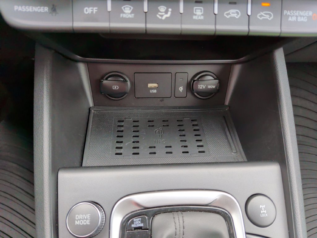 Used 2023 Hyundai Kona Limited AWD/4WD image 21
