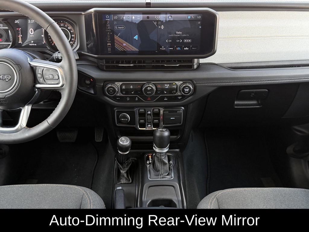 Used 2024 Jeep Wrangler Sahara w/ Technology Group AWD/4WD image 15